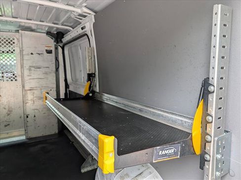 Used 2023 RAM ProMaster 2500 w/ Driver Convenience Group FWD image 19
