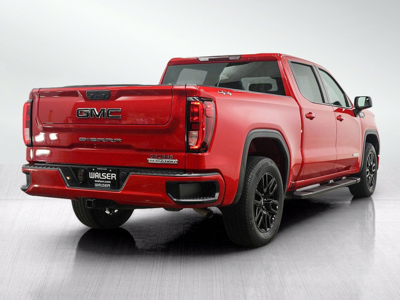 Used 2024 GMC Sierra 1500 Elevation w/ LPO, Elevation Black Package AWD/4WD image 5