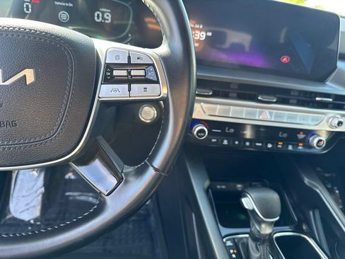 Used 2023 Kia Telluride LX FWD image 27