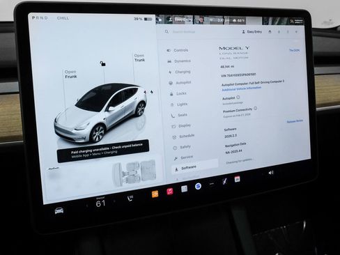 Used 2023 Tesla Model Y Long Range image 26