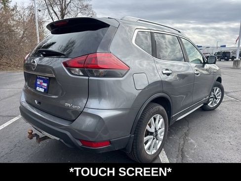 Used 2018 Nissan Rogue SV AWD/4WD image 6