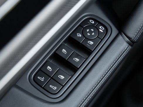 Certified 2026 Porsche Cayenne S AWD/4WD image 20