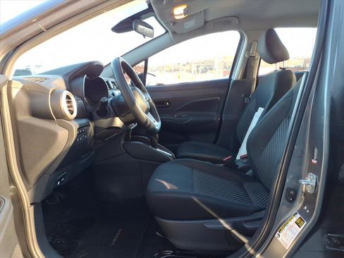 Used 2020 Nissan Versa S image 7
