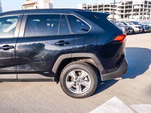 Certified 2025 Toyota RAV4 LE AWD/4WD image 8