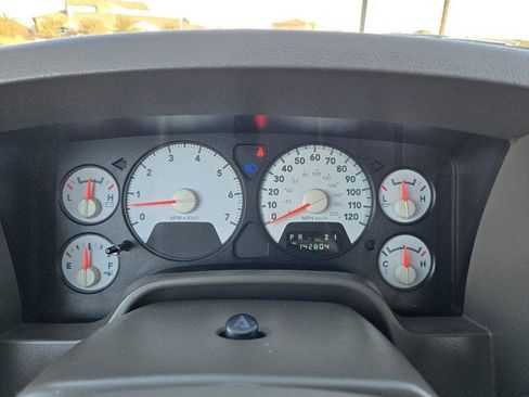 Used 2008 Dodge Ram 1500 Truck ST image 15