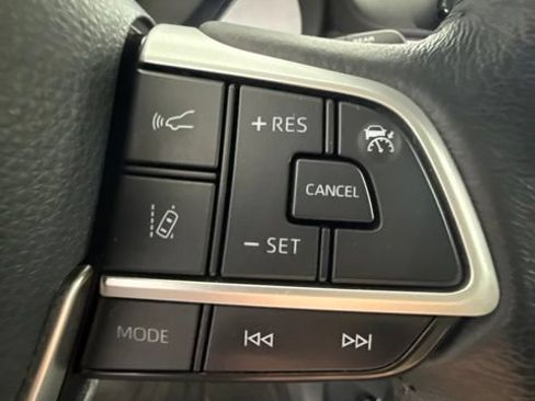 Used 2022 Toyota Sienna XLE FWD image 15