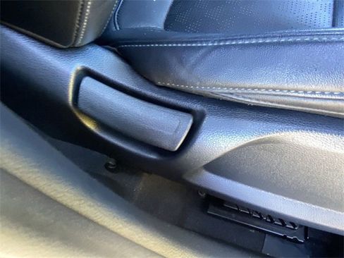 Used 2023 Kia Seltos SX image 12