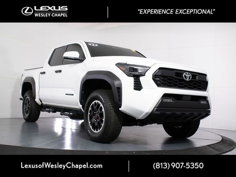 Used 2024 Toyota Tacoma TRD Off-Road AWD/4WD image 1