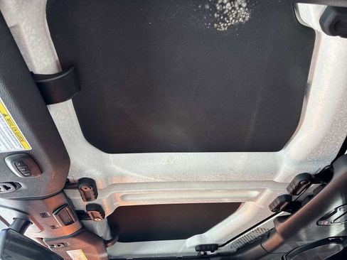 Used 2021 Jeep Wrangler Unlimited Sahara image 16