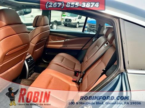 Used 2011 BMW 535i xDrive AWD/4WD image 10