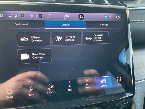 Used 2023 Jeep Grand Cherokee Limited w/ Luxury Tech Group II image 9