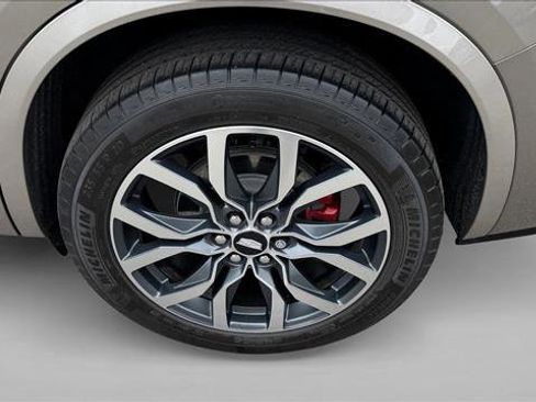 Used 2023 Cadillac XT6 Sport AWD/4WD image 9