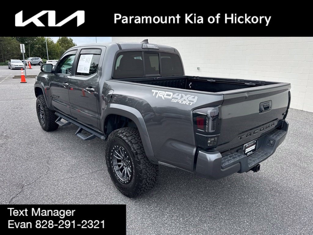 Used 2016 Toyota Tacoma TRD Sport w/ Towing Package AWD/4WD image 5