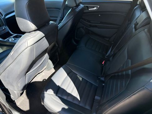 Used 2024 Ford Edge SEL image 21