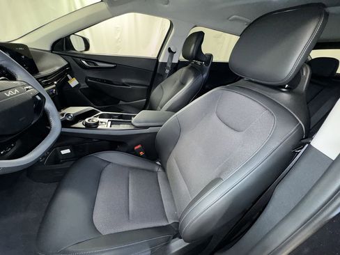 New 2025 Kia EV6 Light image 13