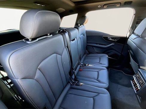 Used 2025 Audi Q7 3.0T Prestige w/ Prestige Package image 29