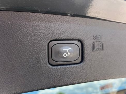 Certified 2024 Ford Edge SEL w/ Convenience Package AWD/4WD image 23