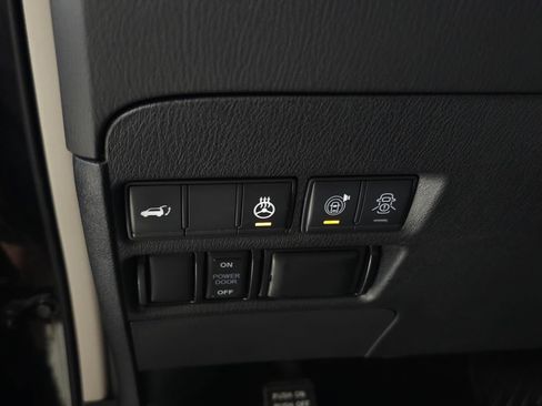 Used 2020 Nissan Armada Platinum w/ Captain's Chairs Package AWD/4WD image 20