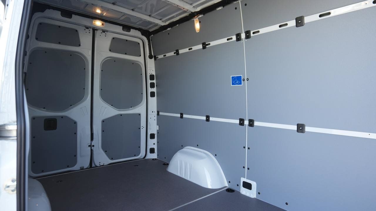 New 2026 Mercedes-Benz Sprinter 2500 image 11