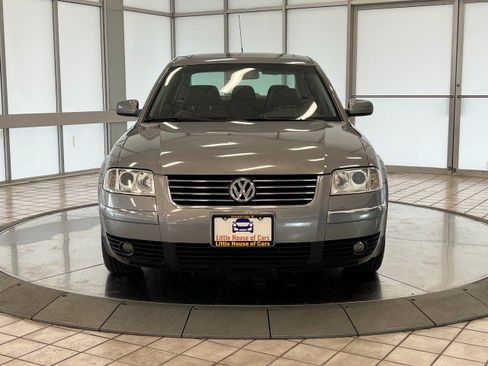 Used 2003 Volkswagen Passat GLS FWD image 2