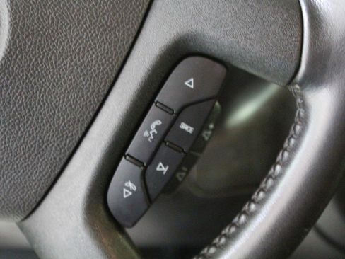 Used 2020 Chevrolet Express 2500 w/ Driver Convenience Package image 11