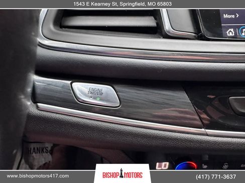 Used 2020 Buick Enclave Essence w/ Sound and Sites Package AWD/4WD image 42