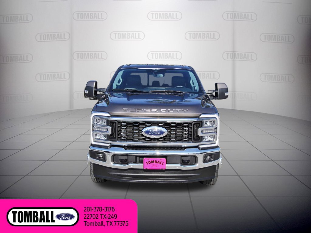 Used 2023 Ford F350 Lariat w/ Tow Technology Package AWD/4WD image 2