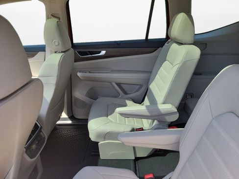 New 2025 Volkswagen Atlas SEL image 13