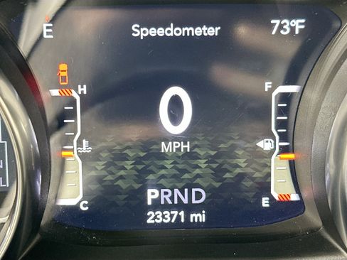 Used 2023 Jeep Gladiator Sport AWD/4WD image 12