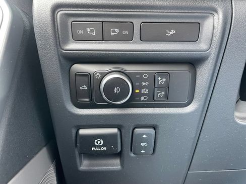 Used 2023 Ford F150 Lariat AWD/4WD image 45
