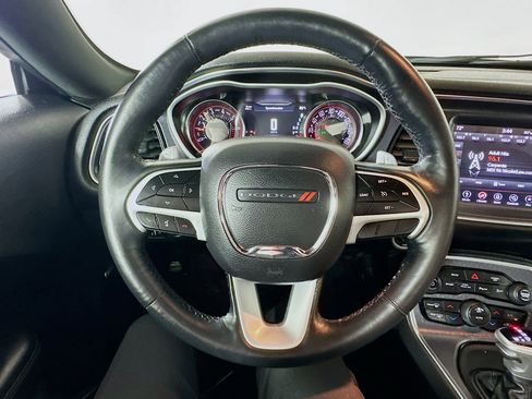 Used 2018 Dodge Challenger GT w/ Driver Convenience Group image 11