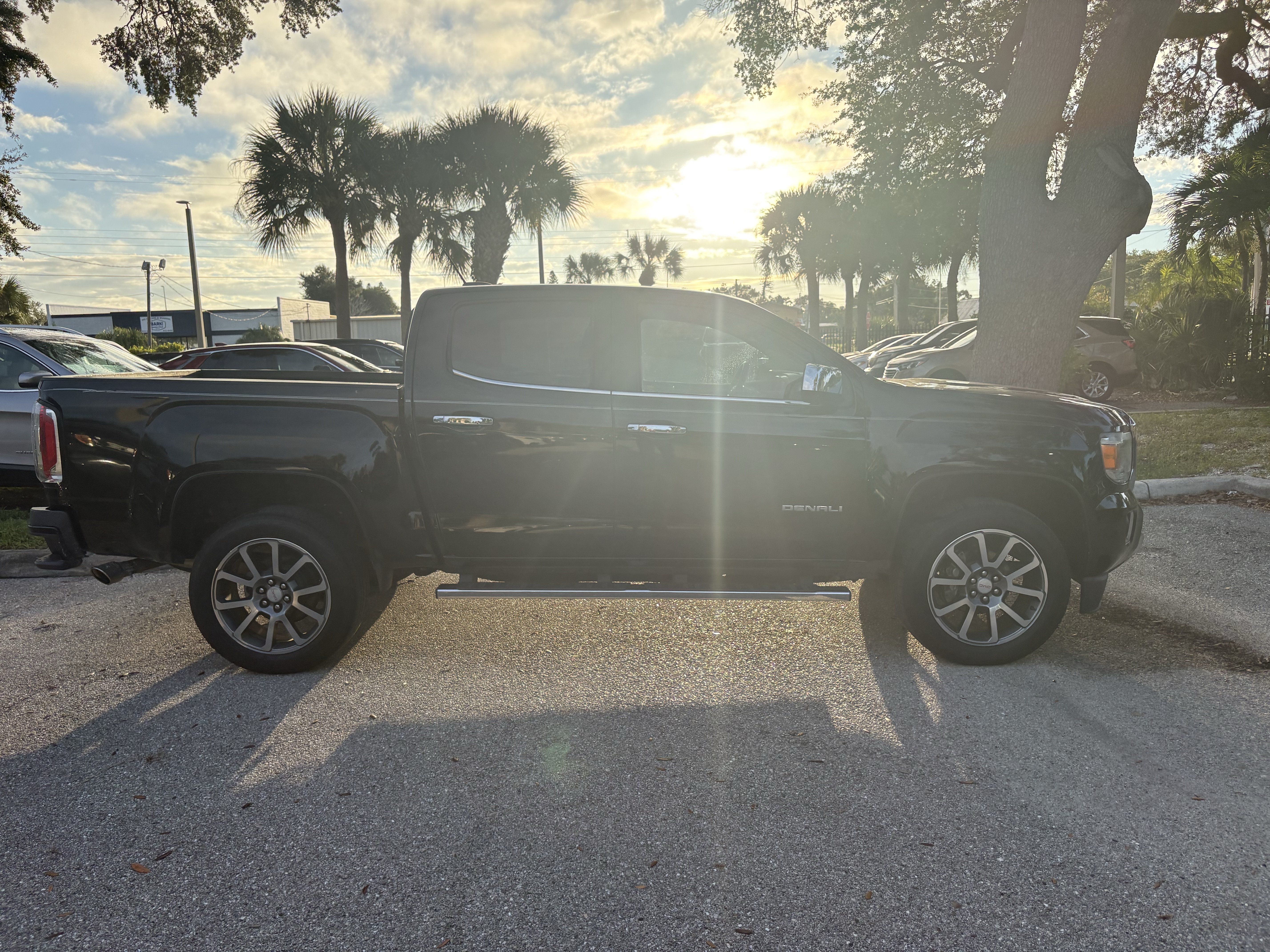 Used 2019 GMC Canyon Denali AWD/4WD image 8