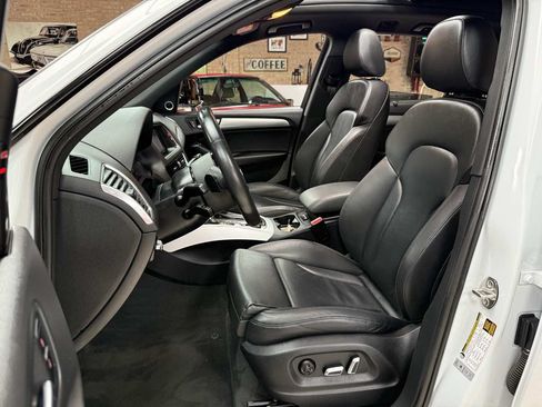 Used 2017 Audi Q5 3.0T Prestige w/ Prestige Package AWD/4WD image 25