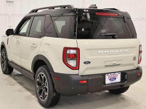 New 2025 Ford Bronco Sport Outer Banks w/ Outer Banks Tech Package+ image 6