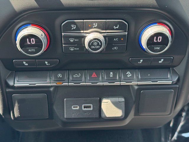 Certified 2022 Chevrolet Silverado 1500 RST AWD/4WD image 19
