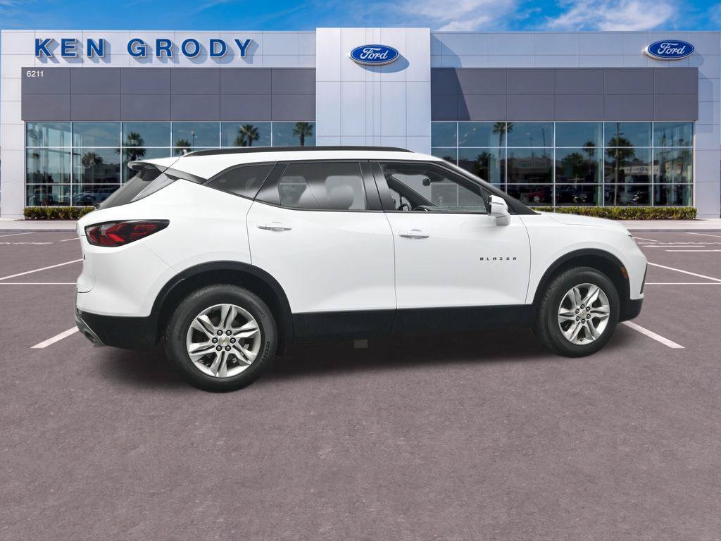 Used 2022 Chevrolet Blazer LT FWD image 6