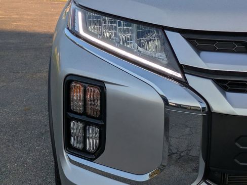 New 2025 Mitsubishi Outlander Sport SE AWD/4WD image 10