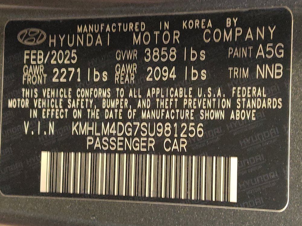 Used 2025 Hyundai Elantra Sport FWD image 33
