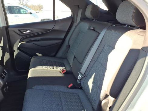 Used 2023 Chevrolet Equinox LT image 7