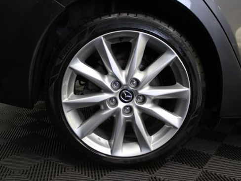 Used 2017 MAZDA MAZDA3 Grand Touring FWD image 5