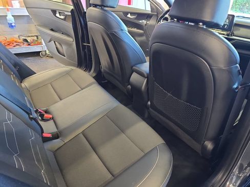 Used 2021 Kia Forte GT-Line w/ GT-Line Premium Package FWD image 12