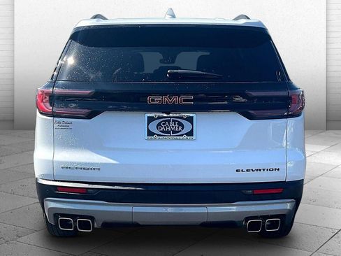 Used 2025 GMC Acadia Elevation FWD image 3