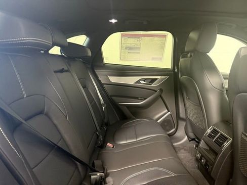 Used 2025 Jaguar F-PACE R-Dynamic S image 30