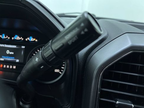 Used 2017 Ford F150 XLT w/ Equipment Group 302A Luxury AWD/4WD image 25