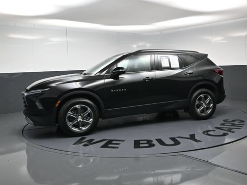 Used 2024 Chevrolet Blazer LT w/ Convenience Package FWD image 6