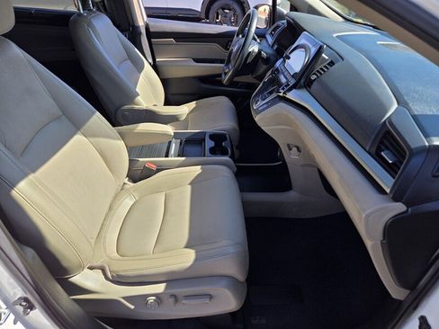 Used 2022 Honda Odyssey EX-L image 17