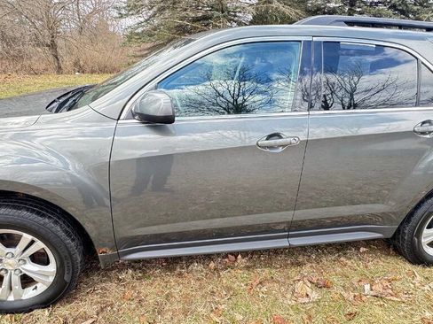 Used 2013 Chevrolet Equinox LT w/ Driver Convenience Package image 2