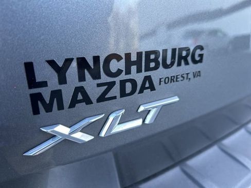 Used 2023 Ford Explorer XLT w/ Equipment Group 202A AWD/4WD image 32