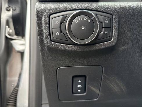 Used 2016 Ford F150 XLT w/ Equipment Group 302A Luxury image 25