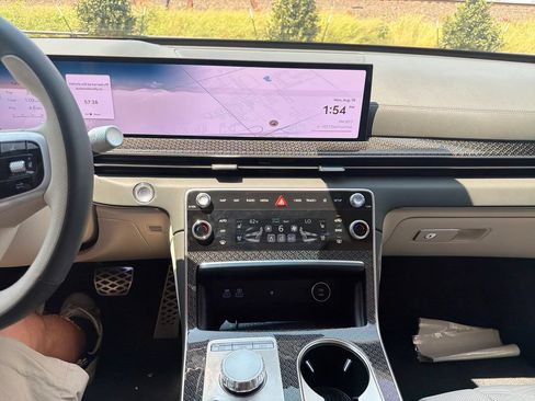 New 2026 Genesis GV80 3.5T e-SC AWD/4WD image 23